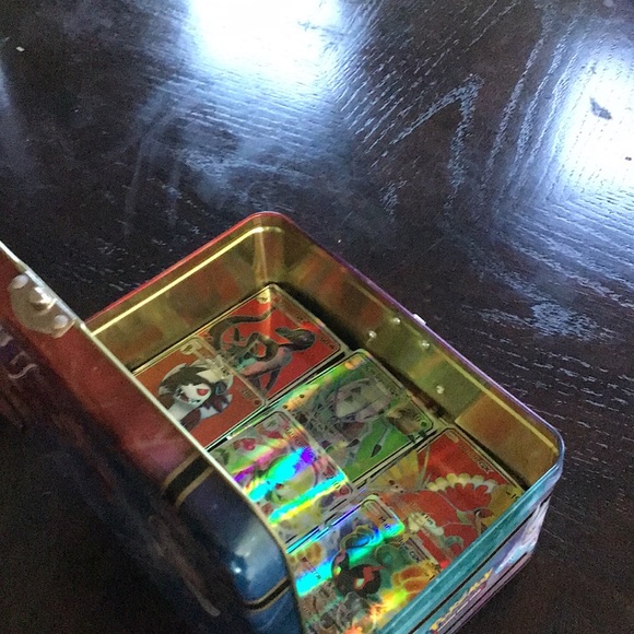 200+ Pokémon cards. Rainbow/gx poke box coins - Picture 4 of 7